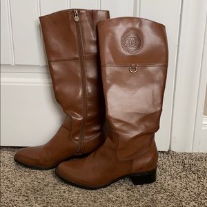 Etienne Aigner brown leather boots!
